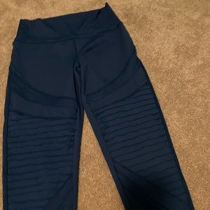 arie leggings